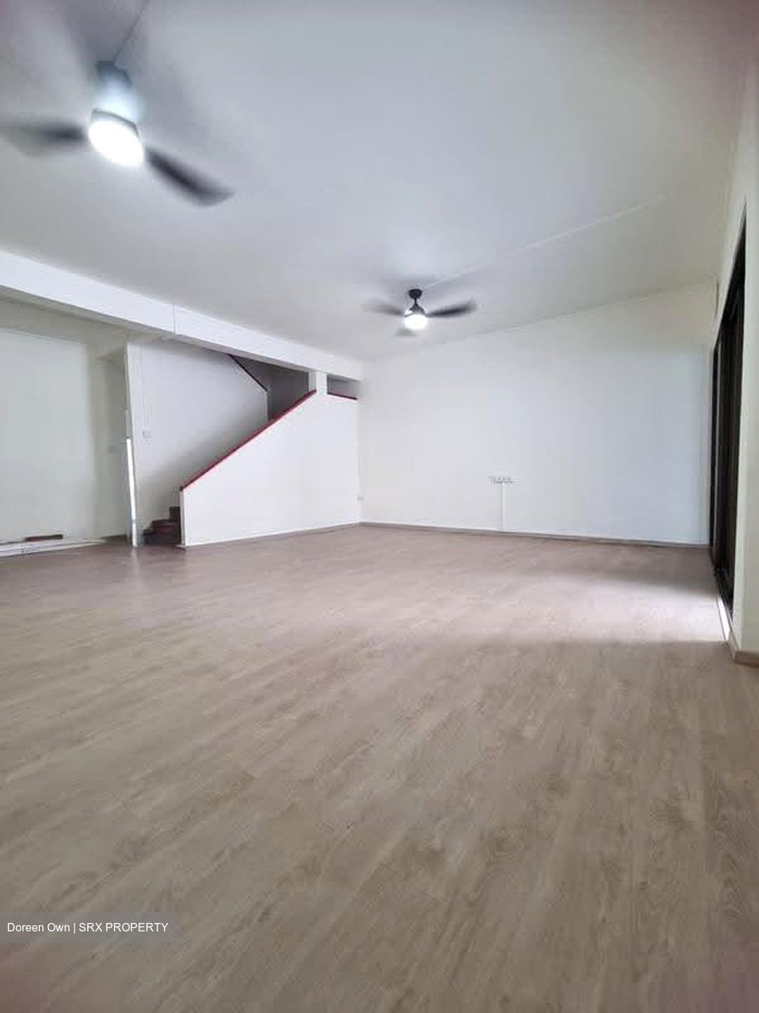 People's Garden (D19), Terrace #614616841
